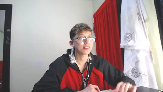  Thomas hot  online show from 01-10-25, 11:08