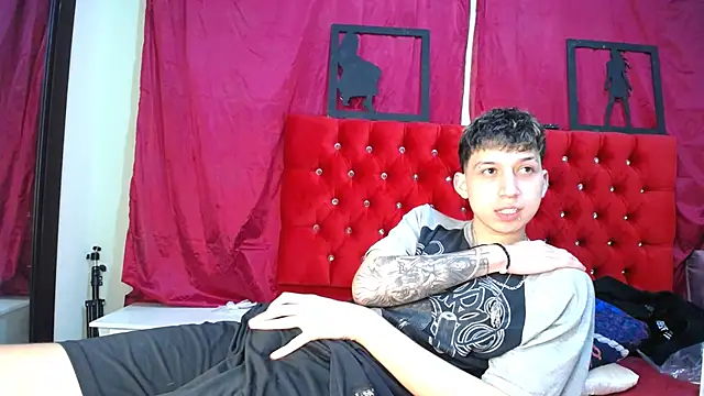  Thomas hot  online show from 03-09-25, 11:14