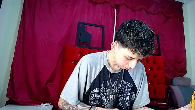  Thomas hot  online show from 03-14-25, 09:00