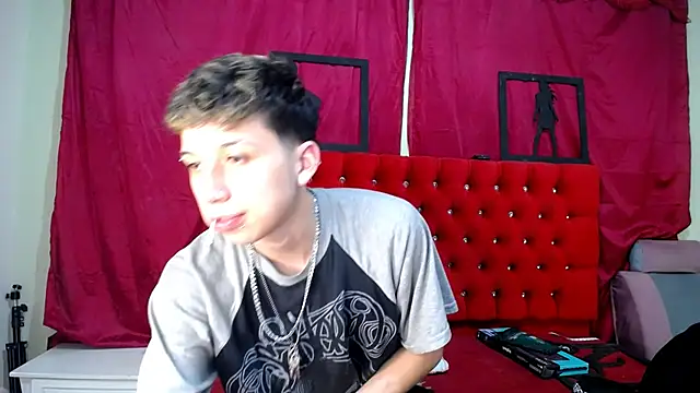  Thomas hot  online show from 03-17-25, 01:14