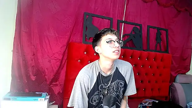  Thomas hot  online show from 03-19-25, 10:00
