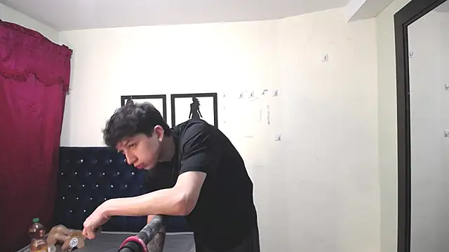  Thomas hot  online show from 11-06-25, 12:44