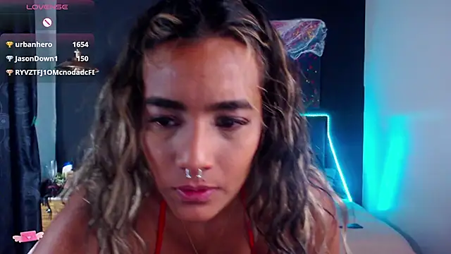 megan collins96 online show from 01-26-25, 10:02