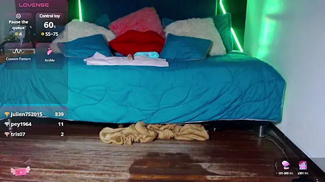 megan collins96 online show from 02-01-25, 11:48