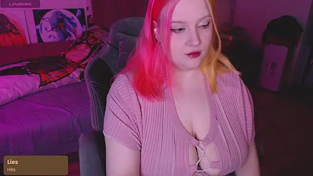 Snapshot of lissamuff chatting on 04-21-26, 04:01 lissamuff online show from 04-21-26, 04:01
