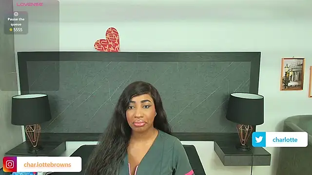 charlottebrowns  online show from 01-18-25, 12:36