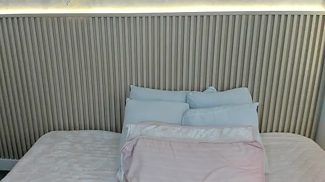 charlottebrowns  online show from 02-24-26, 12:14