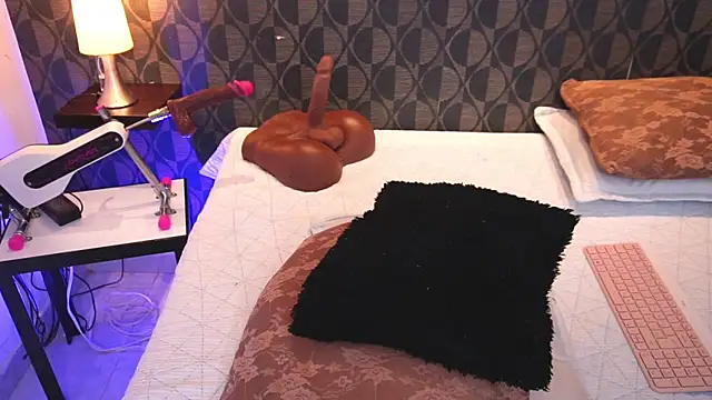 SharomRoss online show from 10-06-25, 04:15