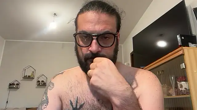 beardo85 online show from 06-15-26, 06:32
