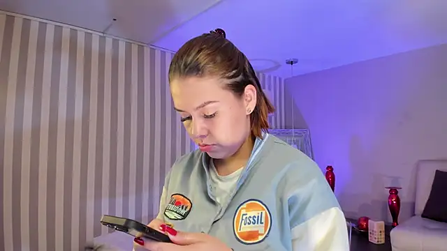 ArianaBaker online show from 01-31-25, 12:40