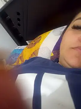 Snapshot of lola__sweetx chatting on 02-05-25, 01:04 lola sweetx online show from 02-05-25, 01:04