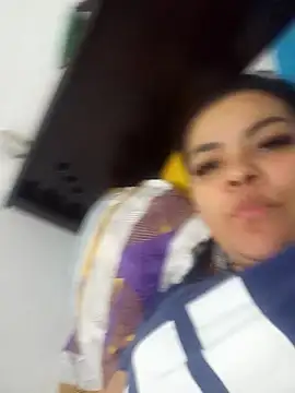 Snapshot of lola__sweetx chatting on 02-13-25, 01:19 lola sweetx online show from 02-13-25, 01:19