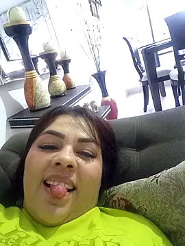 Snapshot of lola__sweetx chatting on 03-21-25, 10:50 lola sweetx online show from 03-21-25, 10:50