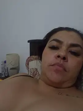 Snapshot of lola__sweetx chatting on 10-31-25, 11:50 lola sweetx online show from 10-31-25, 11:50