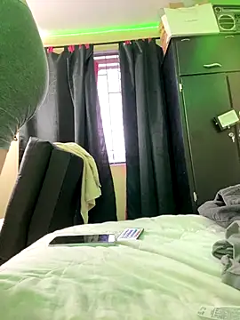 Osiiriis online show from 12-14-25, 10:36