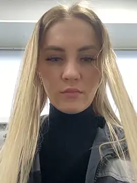 Snapshot of DreamGirl-777 chatting on 12-09-24, 10:54 DreamGirl-777 online show from 12-09-24, 10:54