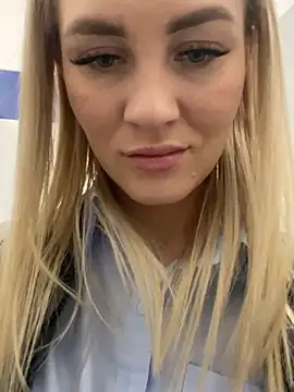 Snapshot of DreamGirl-777 chatting on 12-10-24, 07:47 DreamGirl-777 online show from 12-10-24, 07:47