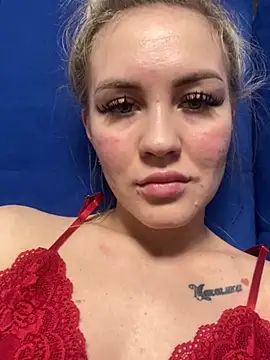 Snapshot of DreamGirl-777 chatting on 02-06-25, 08:23 DreamGirl-777 online show from 02-06-25, 08:23