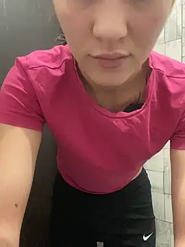 Snapshot of DreamGirl-777 chatting on 10-08-25, 08:45 DreamGirl-777 online show from 10-08-25, 08:45