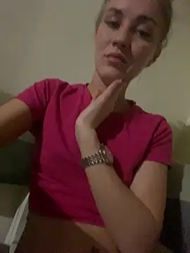 Snapshot of DreamGirl-777 chatting on 10-08-25, 08:50 DreamGirl-777 online show from 10-08-25, 08:50