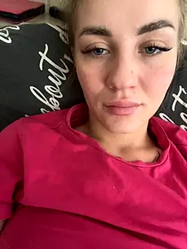 Snapshot of DreamGirl-777 chatting on 10-10-25, 09:08 DreamGirl-777 online show from 10-10-25, 09:08