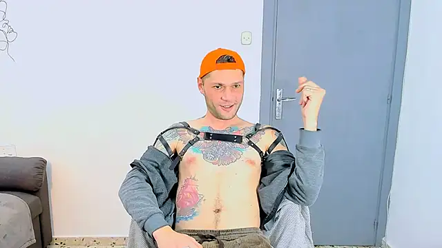 HungryAssActivDick online show from 03-06-25, 05:43