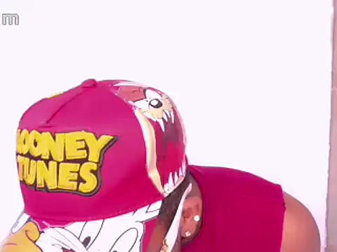 Snapshot of Calientex chatting on 01-07-25, 10:19 Calientex online show from 01-07-25, 10:19