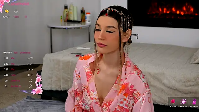 Snapshot of EvaWarenn chatting on 12-02-25, 11:34 EvaWarenn online show from 12-02-25, 11:34