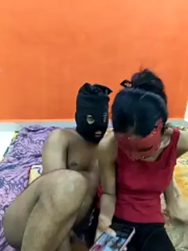 Snapshot of sexycouplemh09 chatting on 03-25-26, 05:08 sexycouplemh09 online show from 03-25-26, 05:08