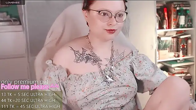 me  hanna online show from 05-07-26, 01:33