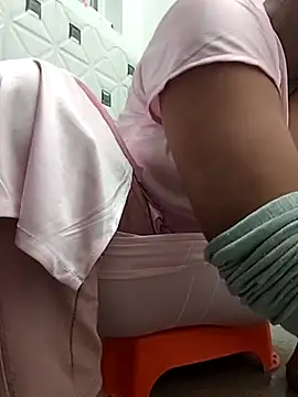 Snapshot of Archna-ji chatting on 02-25-26, 04:55 Archna-ji online show from 02-25-26, 04:55