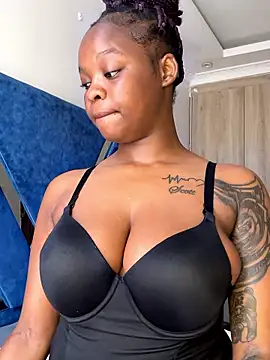 SexxyLunar online show from 01-10-26, 08:05