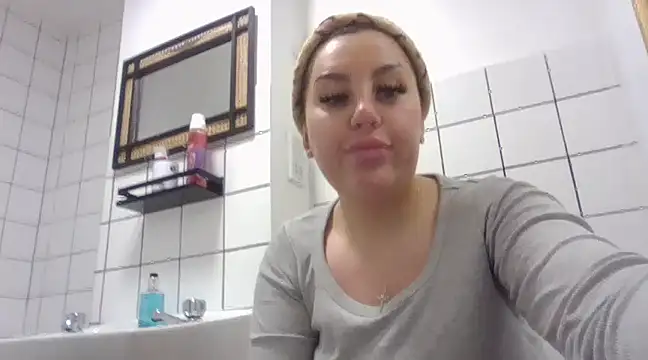 magical mia online show from 01-27-25, 12:37