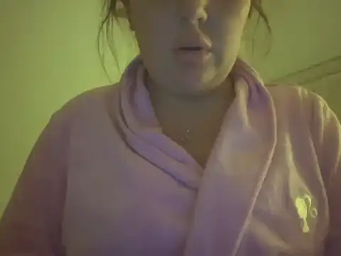 magical mia online show from 03-18-25, 08:26