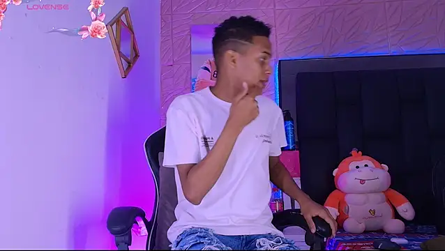 dilan alfonzo online show from 06-11-26, 03:43