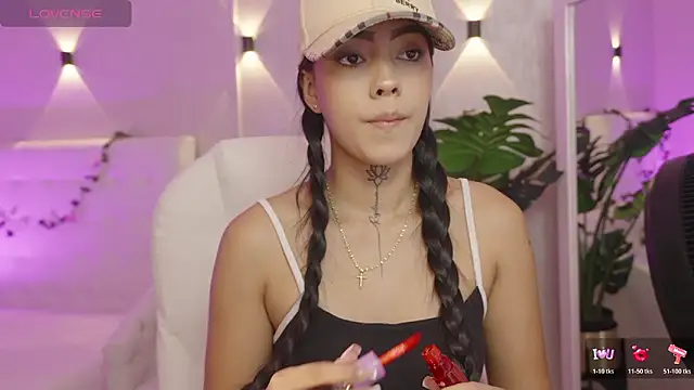 miagomezweb1 online show from 01-15-26, 01:16