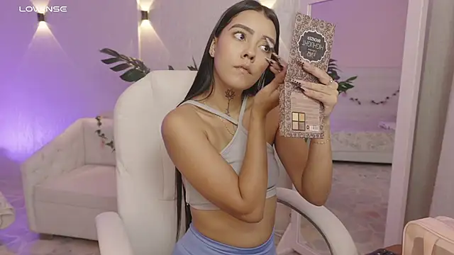 miagomezweb1 online show from 02-05-26, 01:38