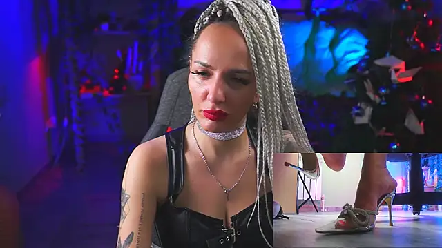 MonicaMaxwel online show from 01-15-25, 06:08