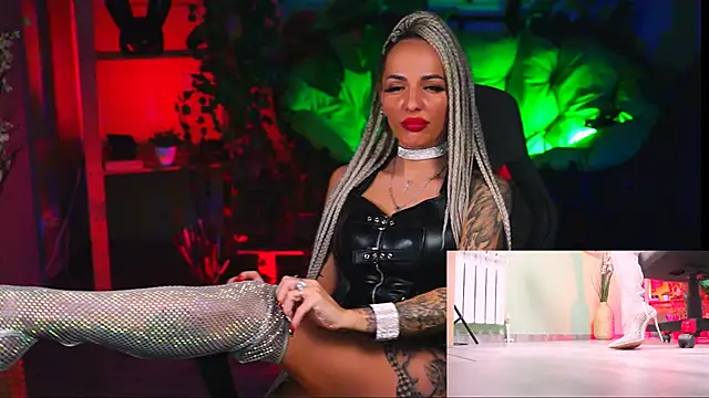 MonicaMaxwel online show from 01-29-25, 05:02