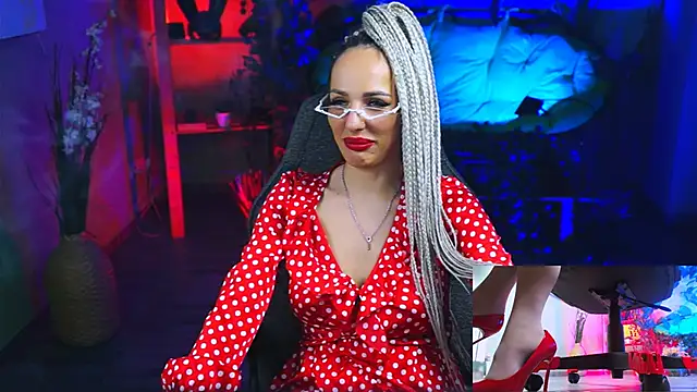 MonicaMaxwel online show from 01-30-25, 03:19