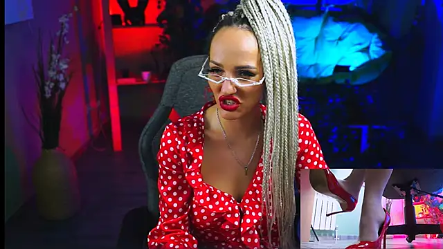 MonicaMaxwel online show from 01-30-25, 06:21