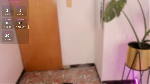 Gingerdoll   online show from 10-20-25, 01:22