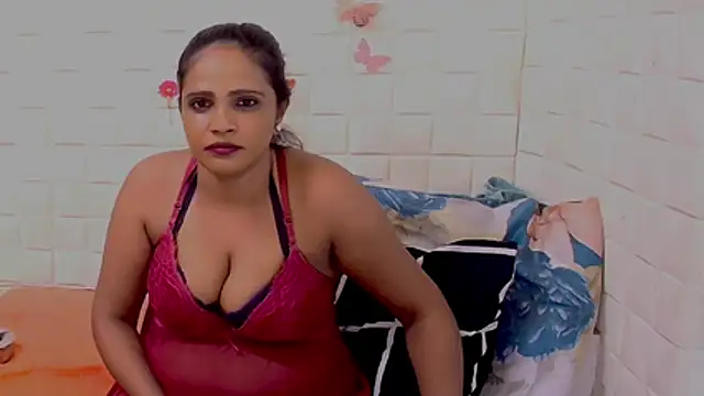 Snapshot of Luciousindian69 chatting on 02-25-26, 05:17 Luciousindian69 online show from 02-25-26, 05:17