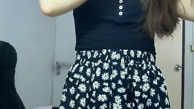 Snapshot of SassyJessi chatting on 03-27-26, 04:07 SassyJessi online show from 03-27-26, 04:07