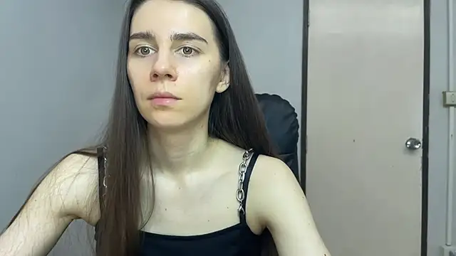 Snapshot of SassyJessi chatting on 04-14-26, 04:18 SassyJessi online show from 04-14-26, 04:18