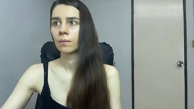 Snapshot of SassyJessi chatting on 04-23-26, 04:14 SassyJessi online show from 04-23-26, 04:14