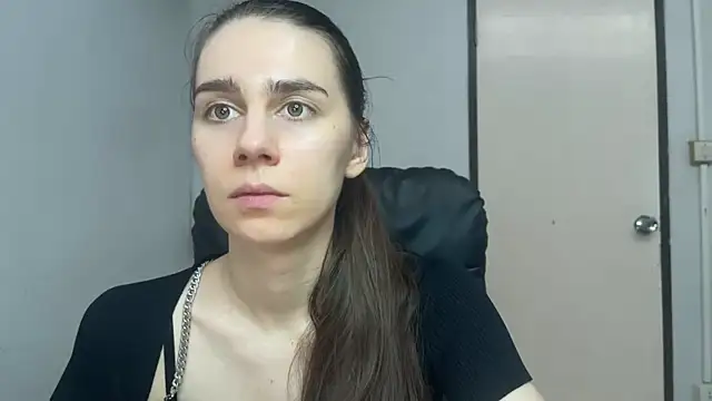 SassyJessi online show from 06-18-26, 04:13