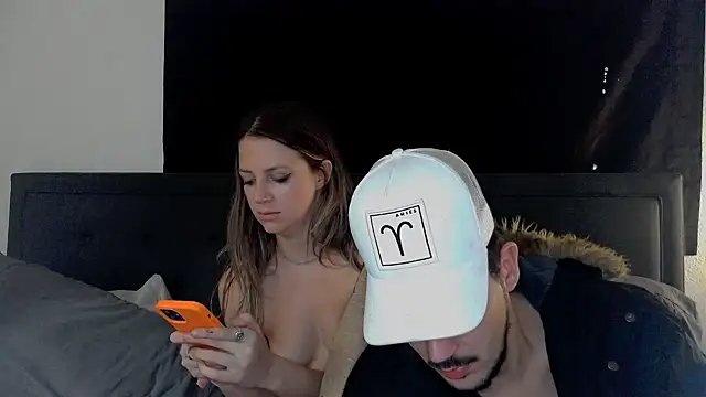 molly witha chance online show from 01-05-25, 01:04