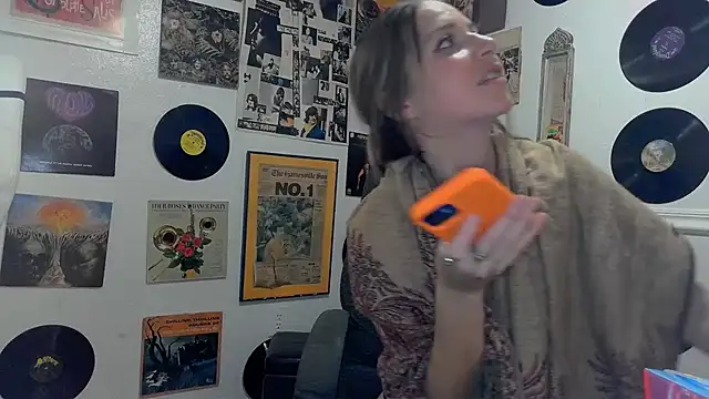 molly witha chance online show from 01-23-25, 08:04