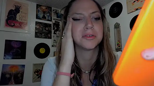 molly witha chance online show from 01-24-25, 05:53